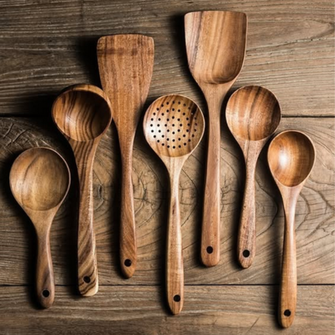 Ustensiles de cuisine en bois de Teck